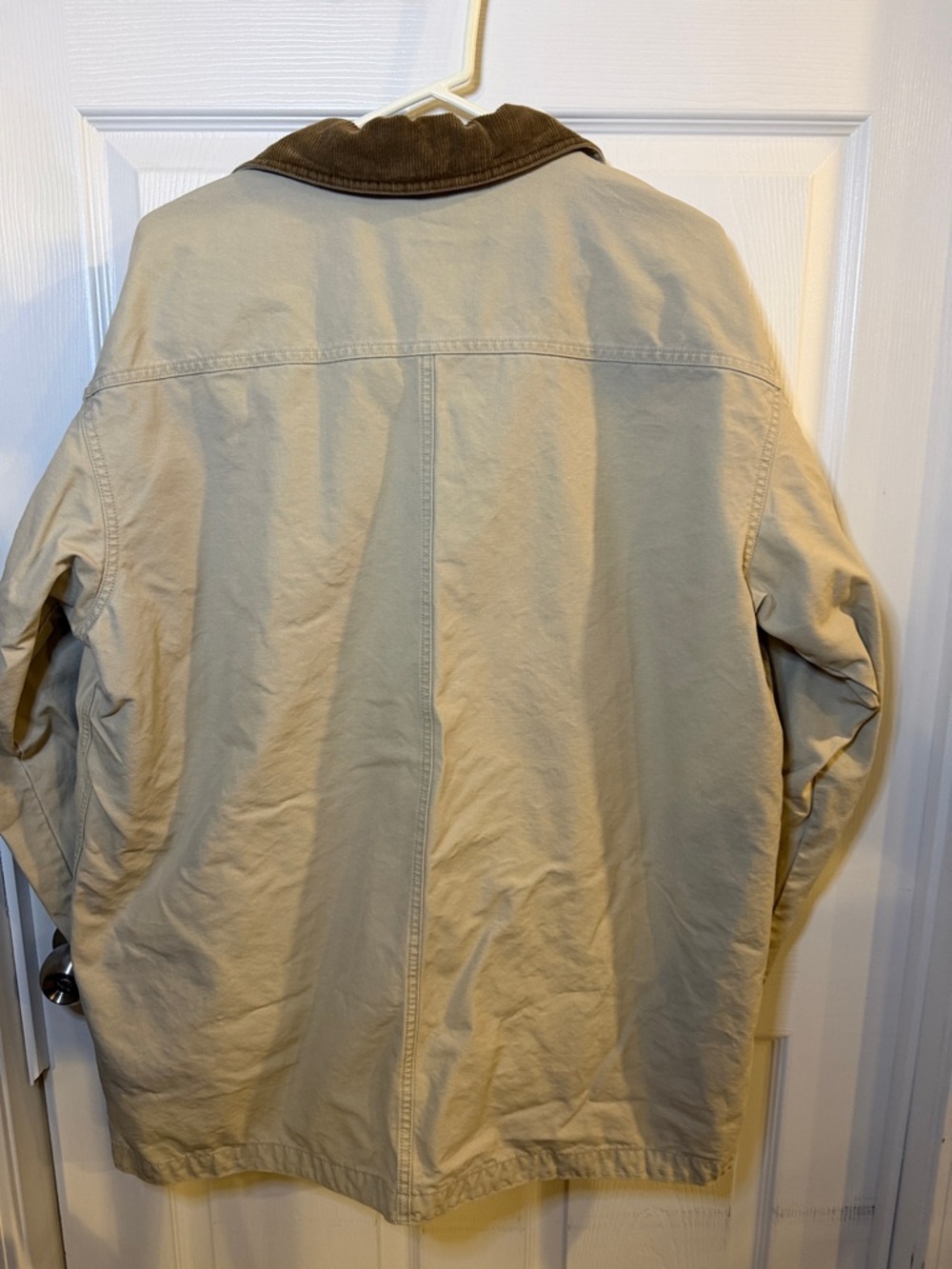 VINTAGE L.L. Bean Men's Jacket in Khaki with Brown Corduroy Collar - Picture 4 of 5